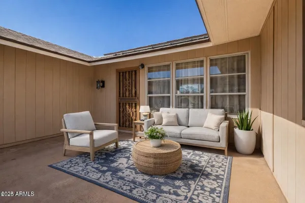 Property Slideshow image 3 of 39 | 9870 w comstock ct, Sun City, AZ, 85373