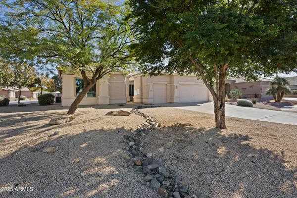 Property Slideshow image 2 of 33 | 6745 s bedford ct, Chandler, AZ, 85249
