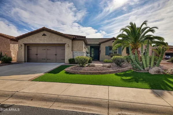 Property Slideshow image 2 of 81 | 12425 w desert vista trl, Peoria, AZ, 85383