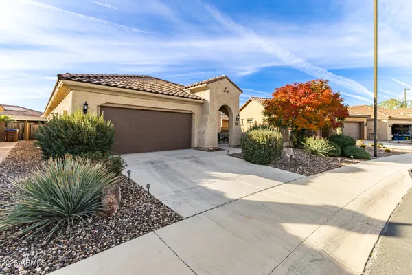 Property Slideshow image 3 of 31 | 6113 w sandpiper way, Florence, AZ, 85132