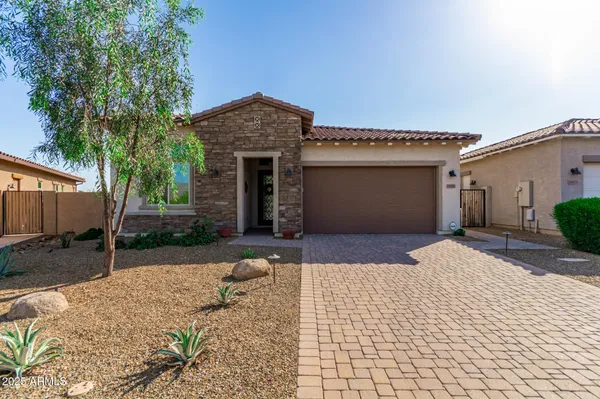 Property Slideshow image 2 of 28 | 18861 e blue sky dr, Rio Verde, AZ, 85263