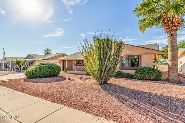 Property Slideshow image 2 of 44 | 11632 n balboa dr, Sun City, AZ, 85351