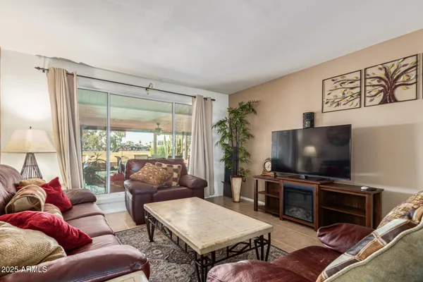 Property Slideshow image 3 of 44 | 11632 n balboa dr, Sun City, AZ, 85351