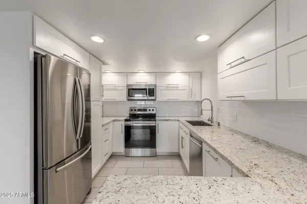 Property Slideshow image 2 of 25 | 7940 e camelback rd unit 307, Scottsdale, AZ, 85251