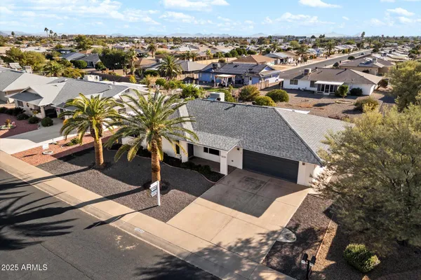 Property Slideshow image 3 of 33 | 12635 n sun valley dr, Sun City, AZ, 85351