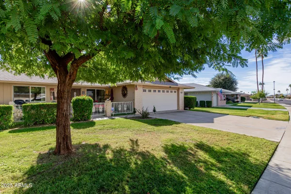 Property Slideshow image 3 of 45 | 10023 w pleasant valley rd, Sun City, AZ, 85351