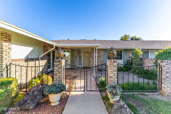 Property Slideshow image 2 of 13 | 10209 w mountain view rd, Sun City, AZ, 85351