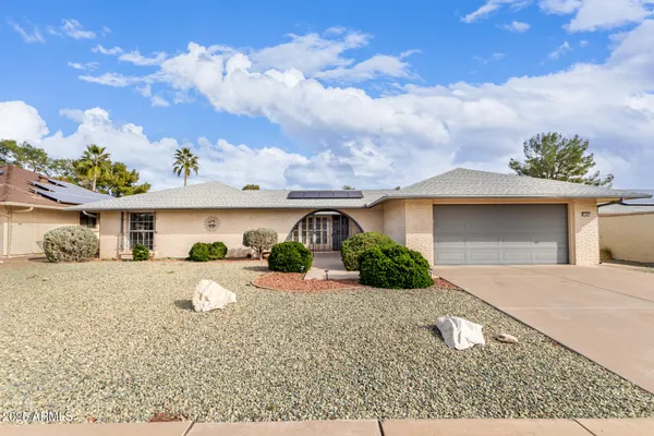 Property Slideshow image 2 of 47 | 21007 n 124th dr, Sun City West, AZ, 85375
