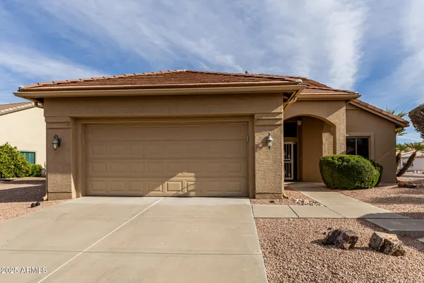 Property Slideshow image 2 of 47 | 24813 s briarcrest dr, Sun Lakes, AZ, 85248