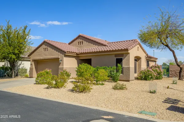 Property Slideshow image 2 of 23 | 15900 w autumn cir, Surprise, AZ, 85374