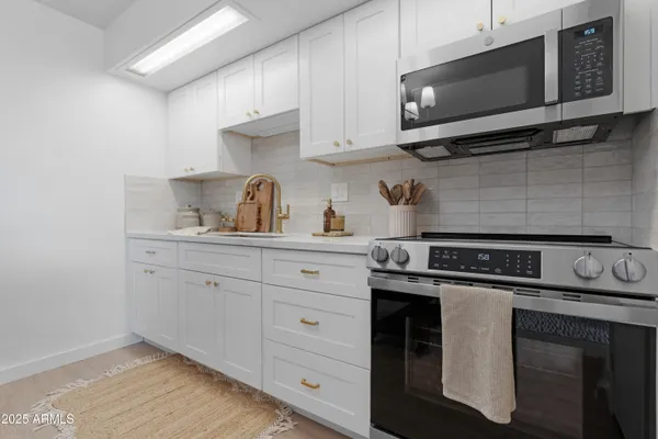 Property Slideshow image 2 of 18 | 13231 n 98th ave f, Sun City, AZ, 85351