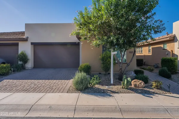 Property Slideshow image 2 of 23 | 679 e myrtle pass, Queen Creek, AZ, 85140