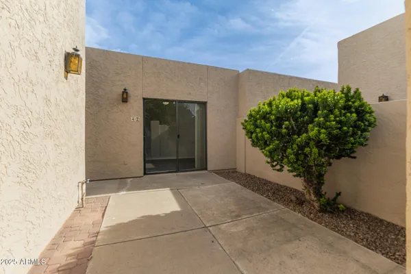 Property Slideshow image 3 of 30 | 3345 e university dr unit 42, Mesa, AZ, 85213