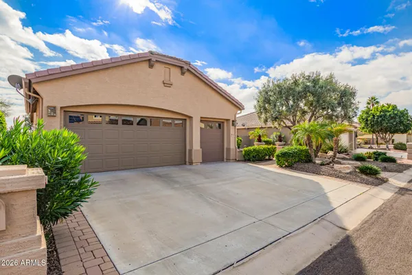 Property Slideshow image 2 of 44 | 16287 w cheery lynn rd, Goodyear, AZ, 85395