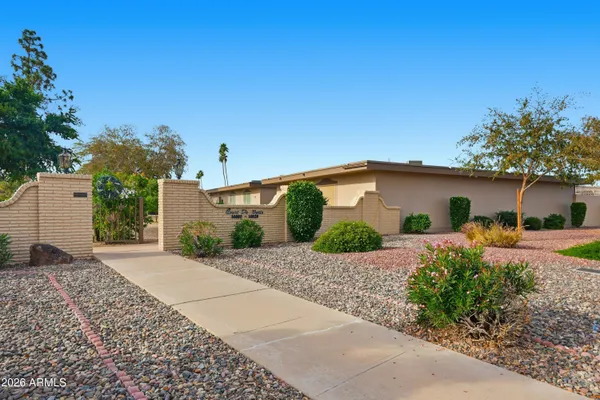 Property Slideshow image 2 of 23 | 14016 n palm ridge dr, Sun City, AZ, 85351