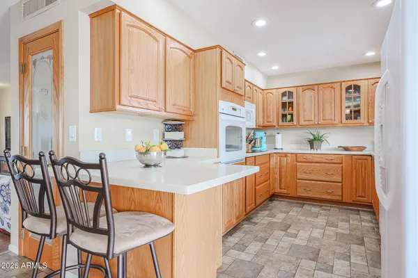 Property Slideshow image 3 of 40 | 9701 w greenway rd, Sun City, AZ, 85351