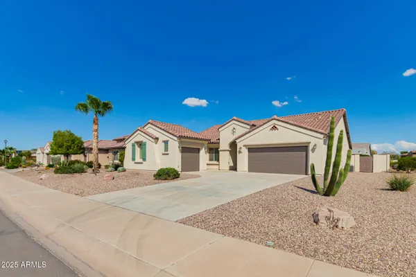 Property Slideshow image 2 of 37 | 5261 n grand canyon dr, Eloy, AZ, 85131