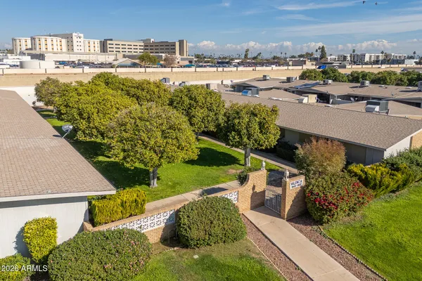 Property Slideshow image 3 of 59 | 10616 w coggins dr, Sun City, AZ, 85351