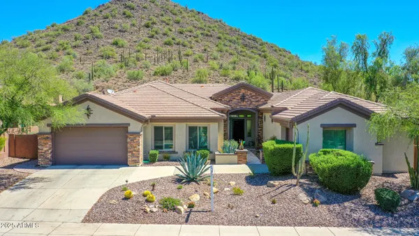 Property Slideshow image 2 of 102 | 1620 w silver pine dr, Phoenix, AZ, 85086