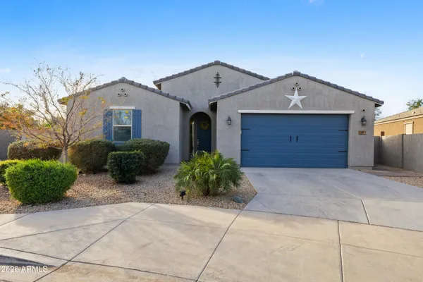 Property Slideshow image 3 of 68 | 219 s san bernardo ln, Casa Grande, AZ, 85194