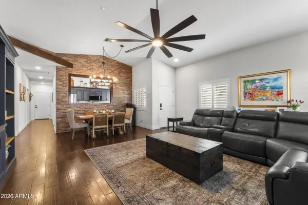 Property Slideshow image 3 of 27 | 18650 n 91st ave 1201, Peoria, AZ, 85382