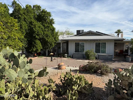 Property Slideshow image 3 of 3 | 10771 w hope dr, Sun City, AZ, 85351