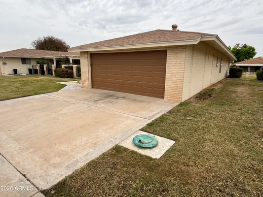 Property Slideshow image 3 of 39 | 10355 w prairie hills cir, Sun City, AZ, 85351