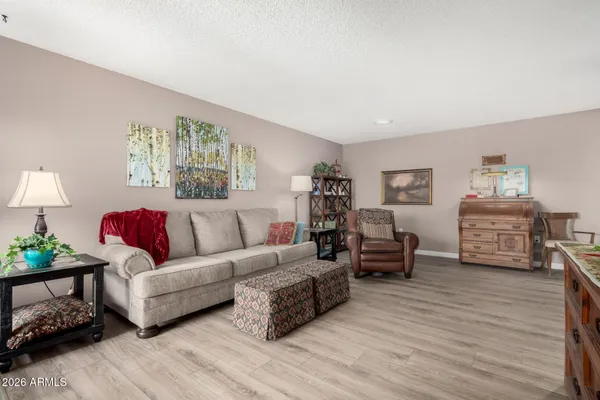 Property Slideshow image 2 of 38 | 10585 w palmeras dr g, Sun City, AZ, 85373