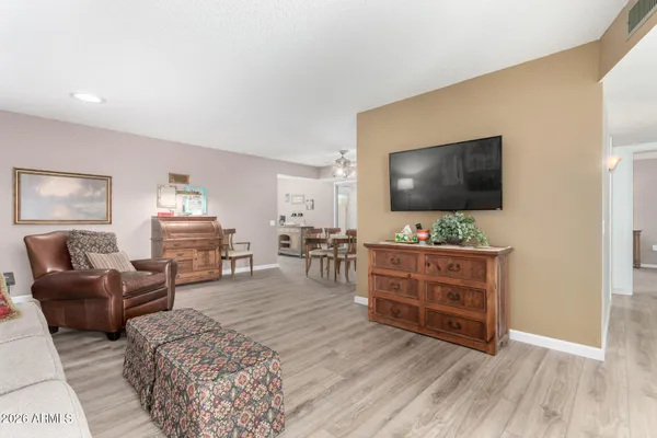 Property Slideshow image 3 of 38 | 10585 w palmeras dr g, Sun City, AZ, 85373