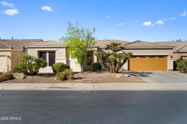 Property Slideshow image 3 of 50 | 19746 n heron ct, Maricopa, AZ, 85138