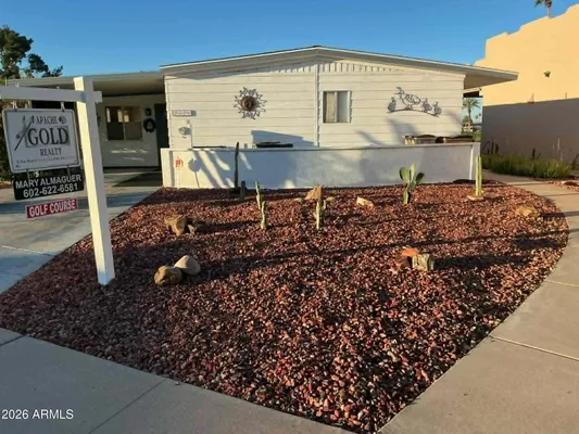 Property Slideshow image 3 of 39 | 2426 n eastwood way, Mesa, AZ, 85215