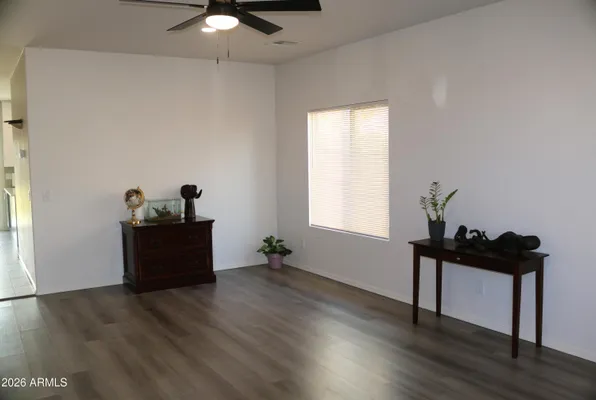 Property Slideshow image 3 of 29 | 223 e summit way, San Tan Valley, AZ, 85143