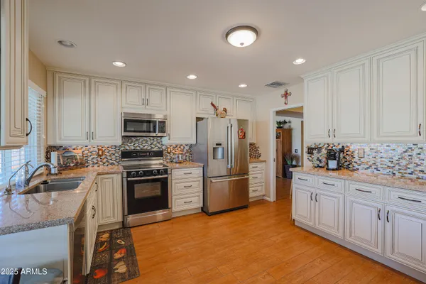 Property Slideshow image 3 of 40 | 9508 w timberline dr, Sun City, AZ, 85351