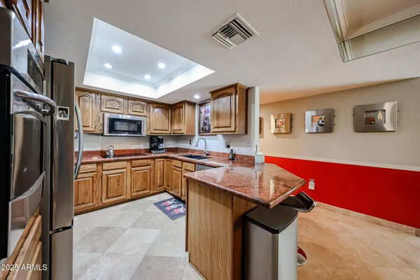 Property Slideshow image 2 of 47 | 17404 n 99th ave 138, Sun City, AZ, 85373