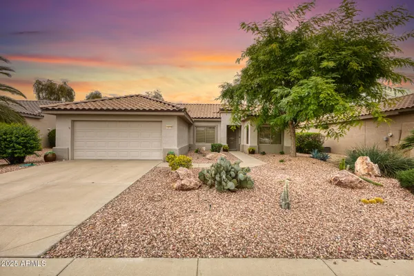 Property Slideshow image 3 of 38 | 19719 n desert song way, Surprise, AZ, 85374