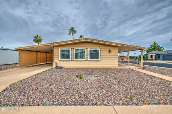 Property Slideshow image 3 of 43 | 2347 n nicklaus dr, Mesa, AZ, 85215