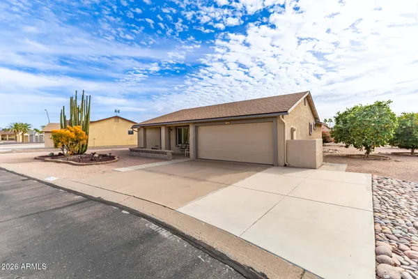 Property Slideshow image 3 of 39 | 8251 e fay ave, Mesa, AZ, 85208
