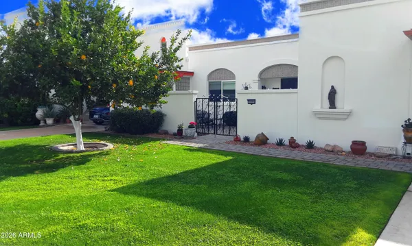 Property Slideshow image 3 of 39 | 10609 w audrey dr, Sun City, AZ, 85351