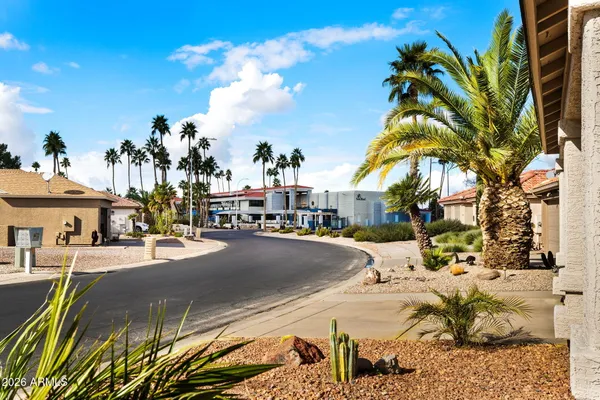 Property Slideshow image 3 of 25 | 6331 s sawgrass dr, Chandler, AZ, 85249