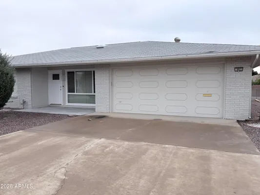 Property Slideshow image 2 of 23 | 9921 w oak ridge dr, Sun City, AZ, 85351