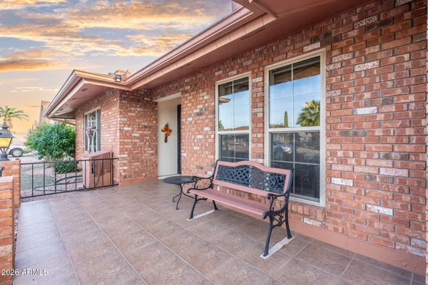 Property Slideshow image 2 of 25 | 4719 e flossmoor cir, Mesa, AZ, 85206