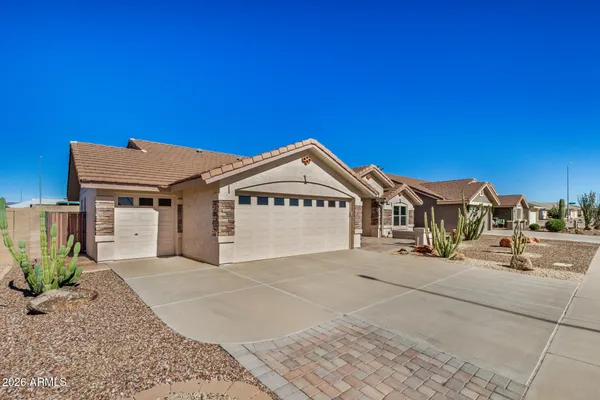 Property Slideshow image 2 of 39 | 11456 e monte ave, Mesa, AZ, 85209
