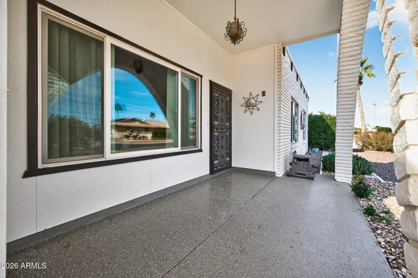 Property Slideshow image 3 of 26 | 9240 w hidden valley ln, Sun City, AZ, 85351