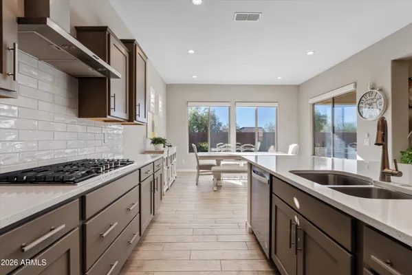 Property Slideshow image 2 of 35 | 7277 w cactus wren way, Florence, AZ, 85132