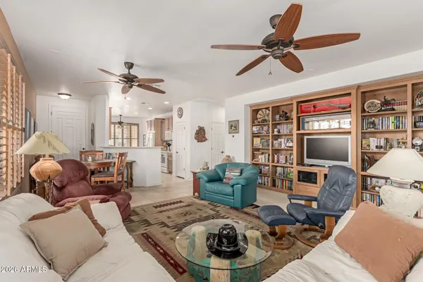 Property Slideshow image 3 of 48 | 193 w latigo cir, San Tan Valley, AZ, 85143