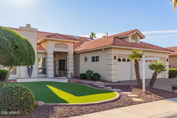 Property Slideshow image 2 of 48 | 433 w champagne dr, Chandler, AZ, 85248