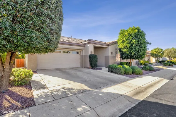 Property Slideshow image 2 of 23 | 4521 e carob dr, Gilbert, AZ, 85298