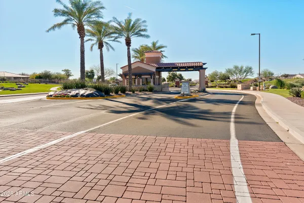 Property Slideshow image 2 of 51 | 17930 w tanglewood dr, Goodyear, AZ, 85338