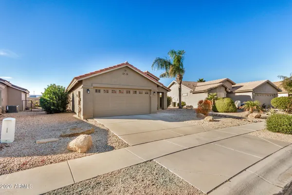 Property Slideshow image 3 of 33 | 542 n santiago trl, Casa Grande, AZ, 85194