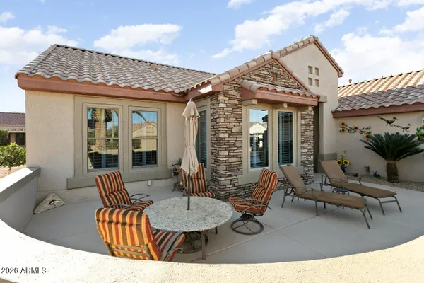 Property Slideshow image 3 of 42 | 15837 w silver breeze dr, Surprise, AZ, 85374